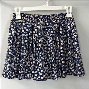 Forever 21 Blue & Cream Floral Skirt w/ Built in Shorts Size XS Skort